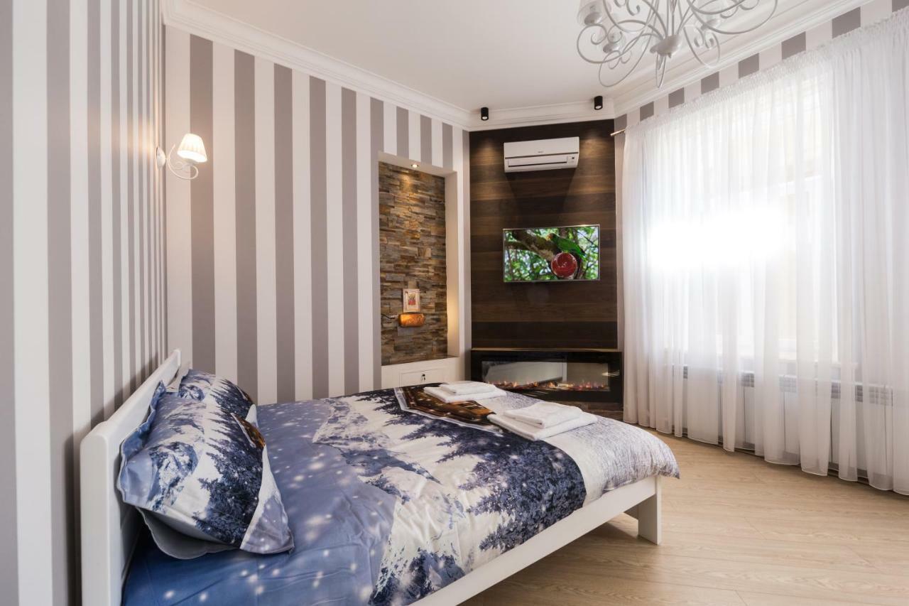 Apartamenty Na Sofievskoy Odessa Exterior photo
